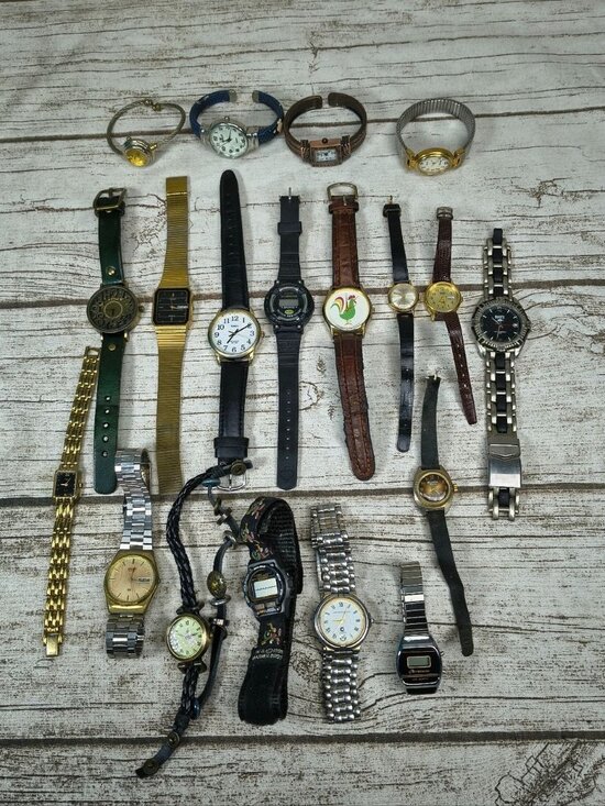 Lot Of 20 Assorted Watches - Untested Condition Unknown